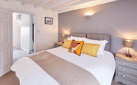 Host & Stay - Dove Grey, 25 West End